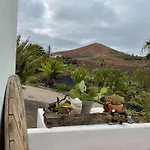 Villa Scenic Views, Heated Pool, Vineyard - Casa Mavi