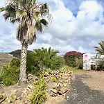 Villa Scenic Views, Heated Pool, Vineyard - Casa Mavi La Vegueta