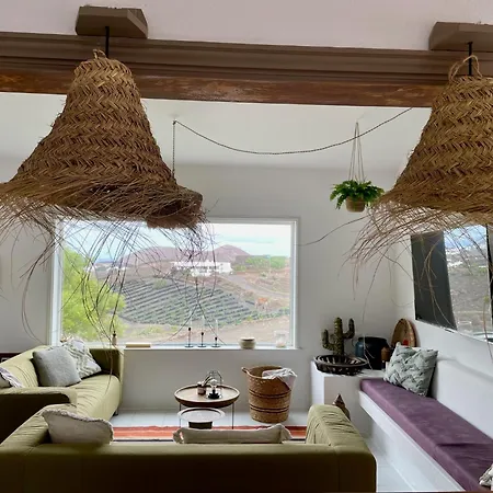 Scenic Views, Heated Pool, Vineyard - Casa Mavi * La Vegueta