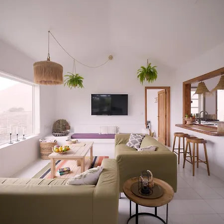 Scenic Views, Heated Pool, Vineyard - Casa Mavi La Vegueta