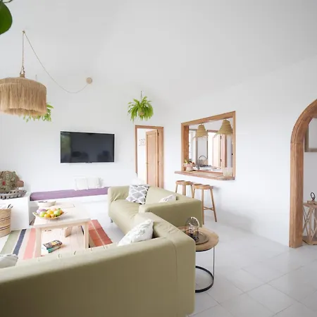 Scenic Views, Heated Pool, Vineyard - Casa Mavi 别墅 *