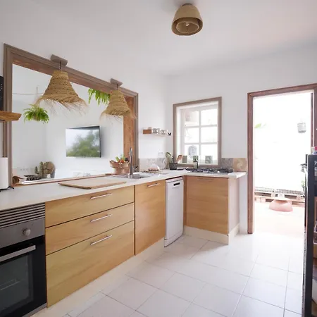 Scenic Views, Heated Pool, Vineyard - Casa Mavi